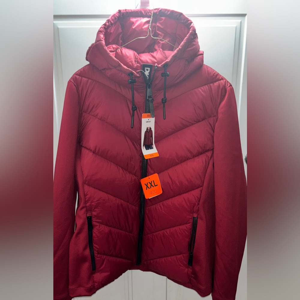 DKNY Women XXL Hooded Puffer Jacket IN Burgundy Ptp:26 Length:27